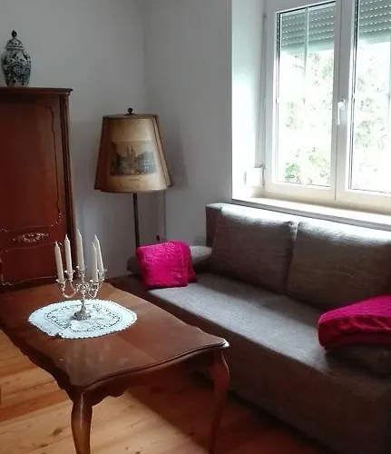 Kleines Schloesschen * Leinau